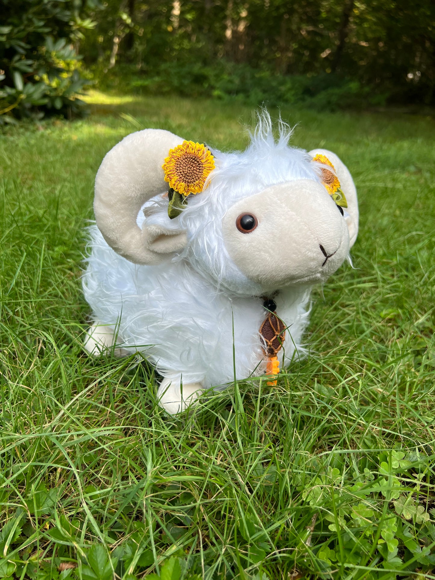 PREORDER - Highland Sunflower Sheep Familiar - White